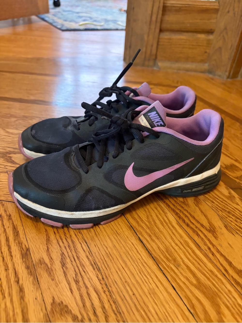 Nike Black and Lavender Women's Athletic Sneakers